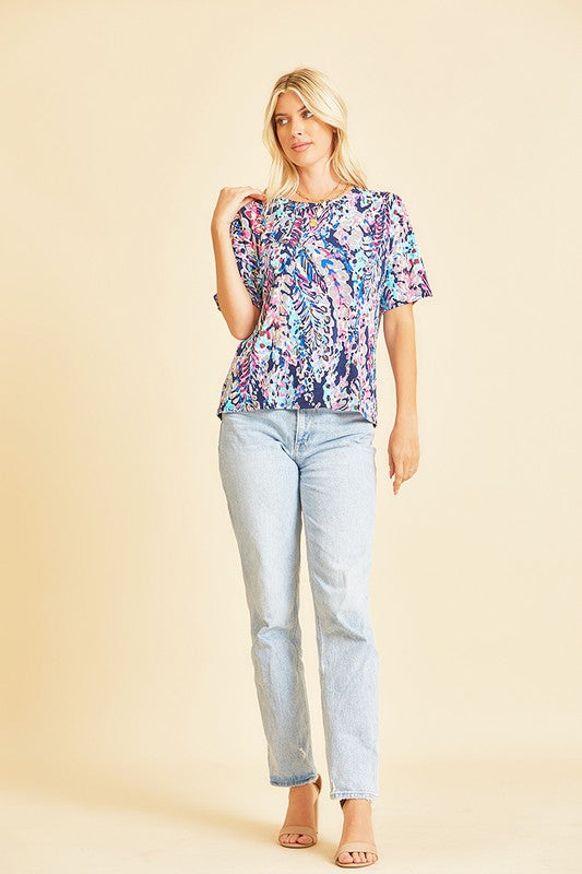 Short Sleeve Yellow Lilly Floral Scoop Neck Top in Navy/Purple