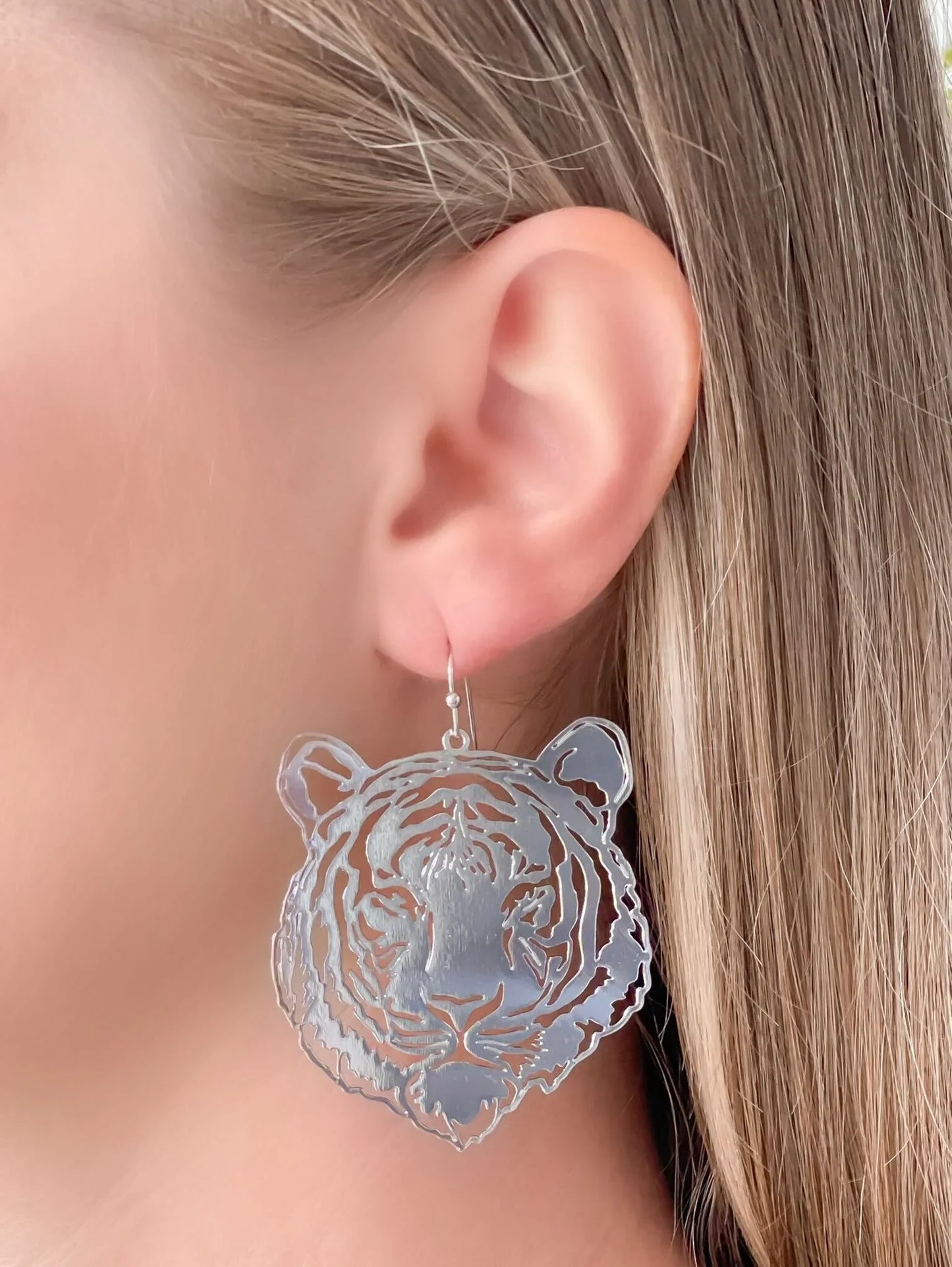 Filigree Tiger Dangle Earrings in Two Colors