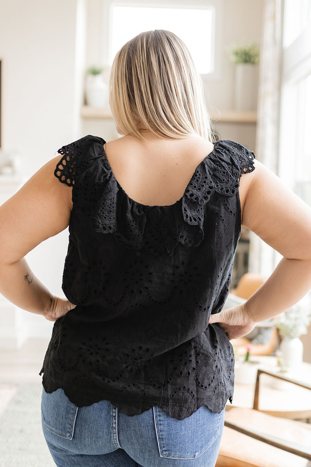 Parisian Stroll Lace Blouse in Black